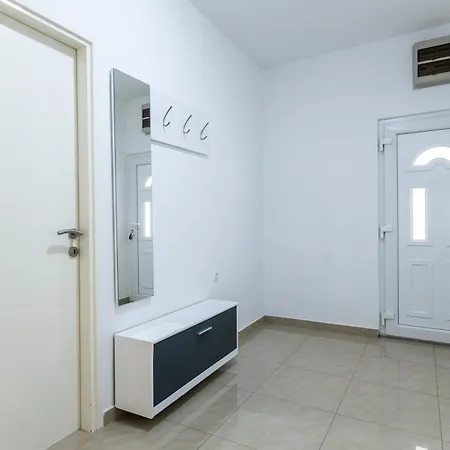 Marija Apartment Starigrad Paklenica